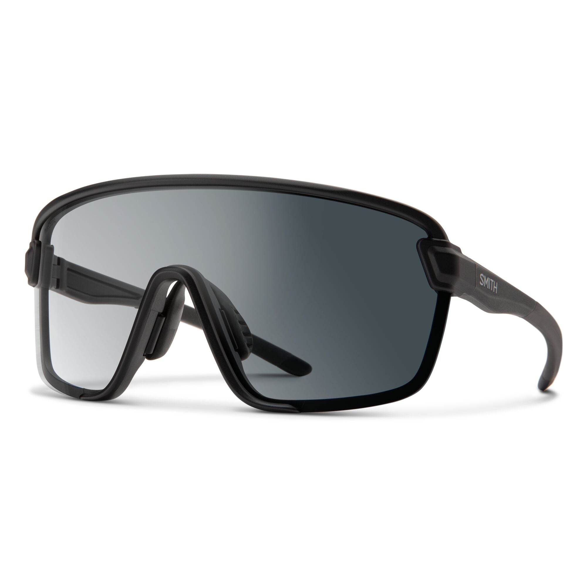 SMITH BOBCAT - FRAME: MATTE BLACK - LENS: ChromaPop  Photochromic Clear To Gray