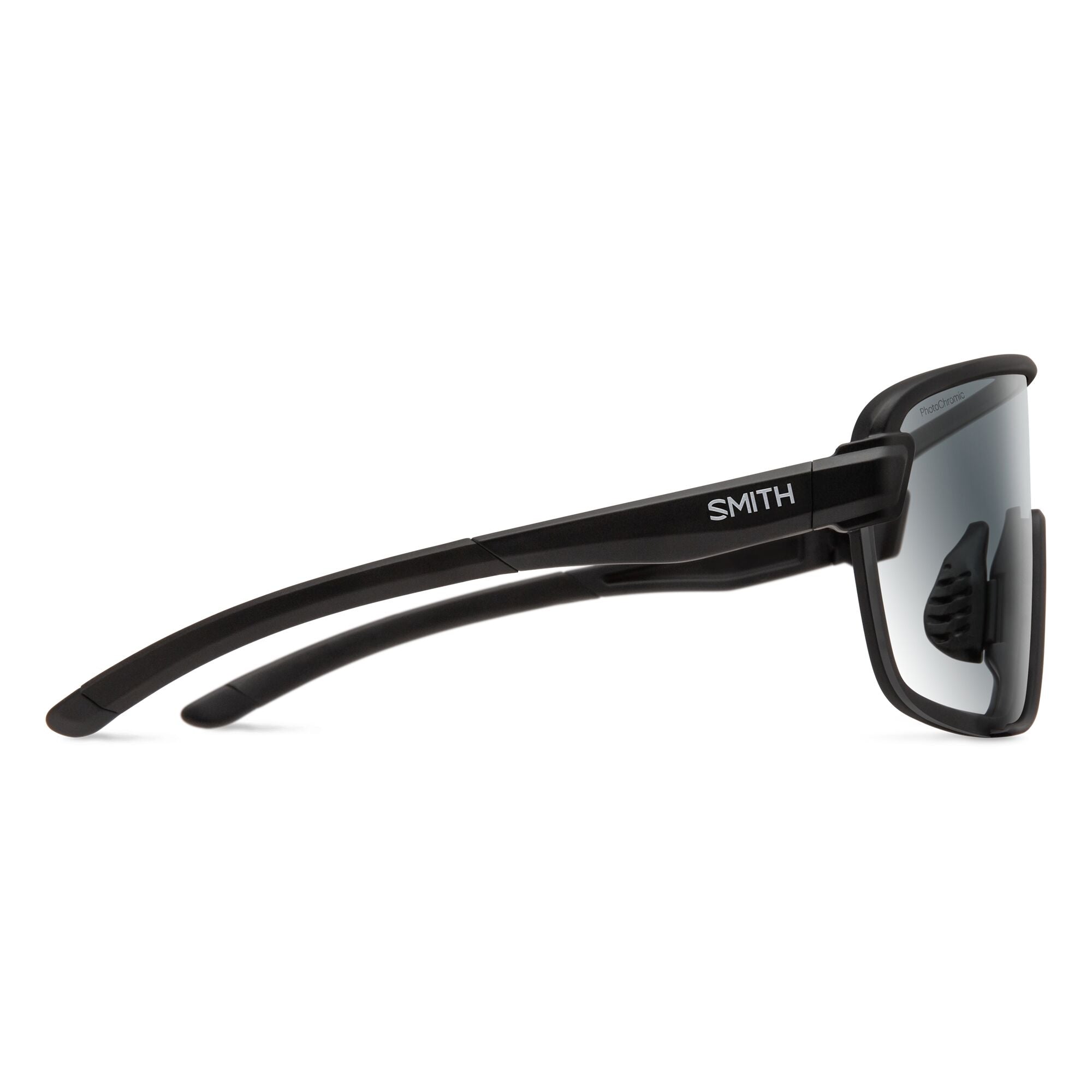 SMITH BOBCAT - FRAME: MATTE BLACK - LENS: ChromaPop  Photochromic Clear To Gray