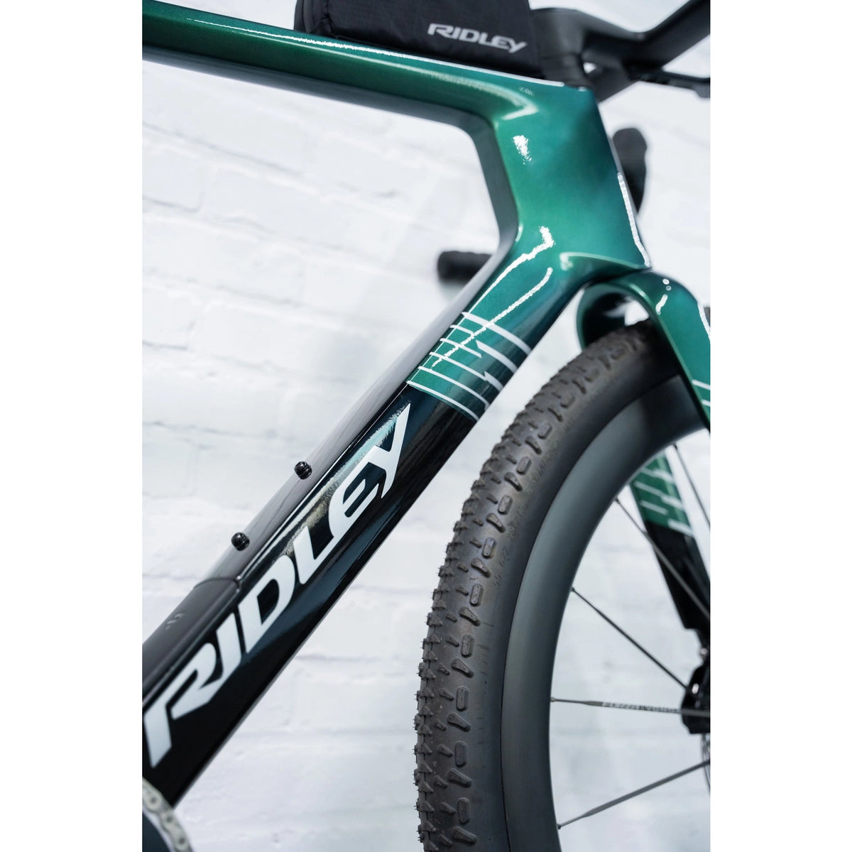 Kanzo Fast 2.0 SRAM Force XPLR KF226L1As(S)